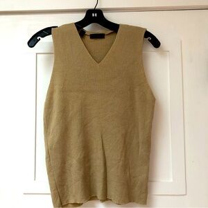 Saks Fifth Avenue Italy tan 95 Wool Blend ribbed v neck Sweater Vest SZ L
